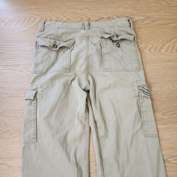 Levis Loose Straight Cargo Pants Mens 35x30 Khaki Workwear Distressed Bootcut - Picture 12 of 13